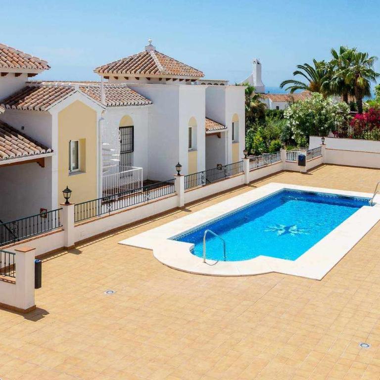 Apartamento 2 Dormitorios con vistas a la Piscina - Apartamento de 2 dormitorios - 1