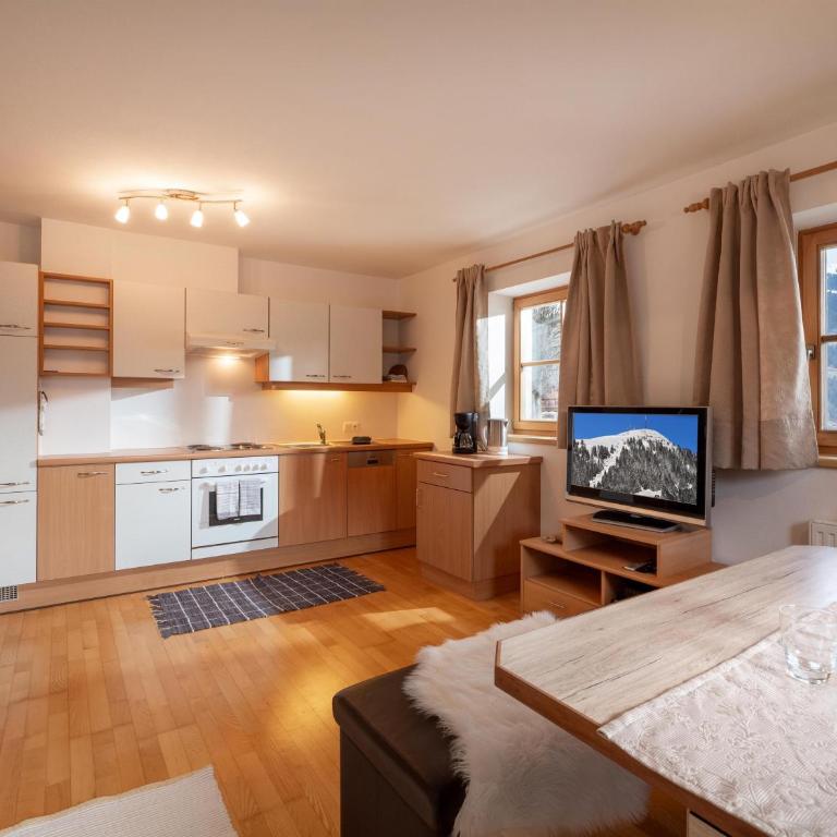 Chalet Platzl - Apartment mit 2 Schlafzimmern und Dusche - 9