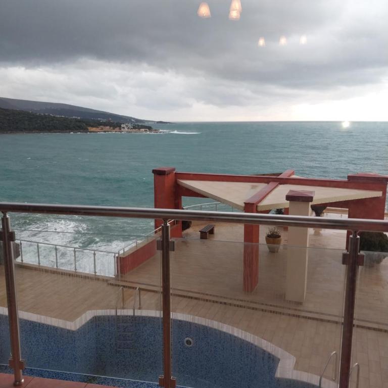 Bella Costa - Apartment with Sea View - 1