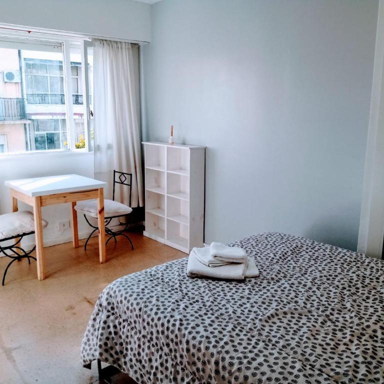 Depto a mts de la playa zona Güemes/Shopping Aldrey - One-Bedroom Apartment - 1