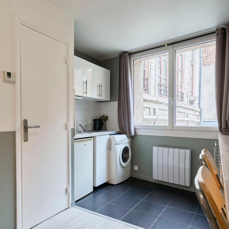 Equipped studio in Vieux-Lille near Grand Place - Appartement - 25