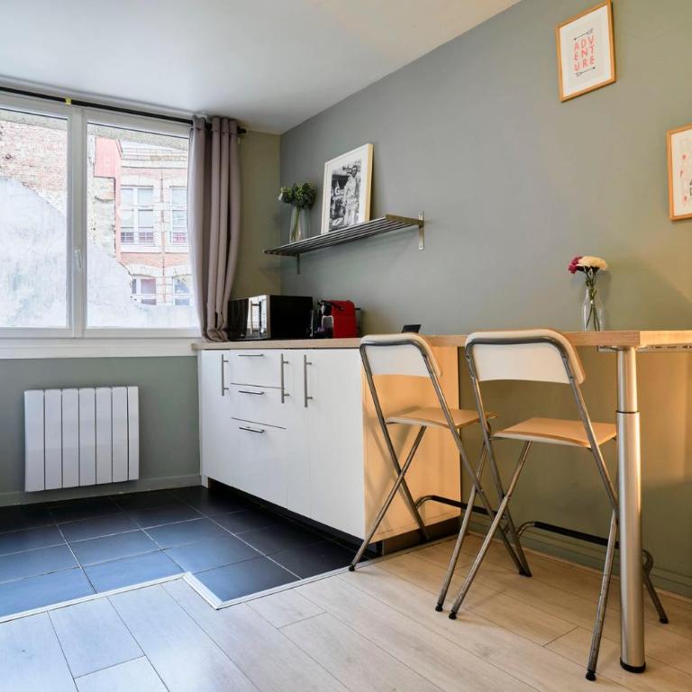 Equipped studio in Vieux-Lille near Grand Place - Appartement - 13