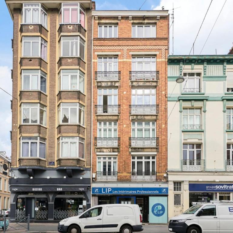 Lille hypercentre-2 bedrooms very bright + parking - Apartment mit 2 Schlafzimmern - 39