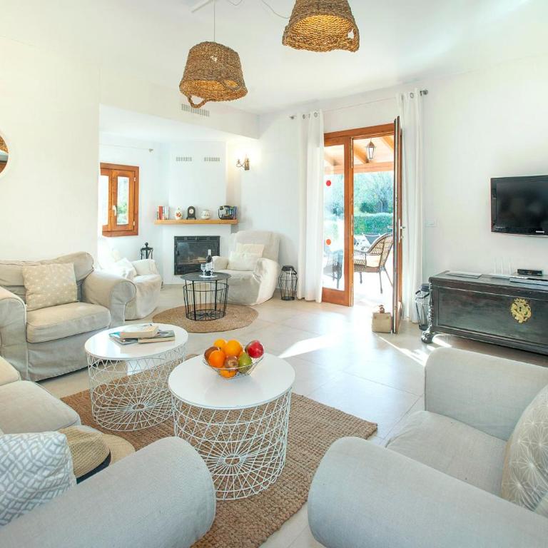 Can Gato by Vintage Travel - Four-Bedroom Villa - 4