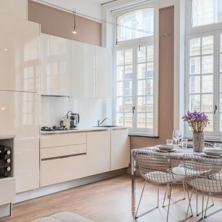 1 bedroom apartment in the city center, near metro - Appartement - 9