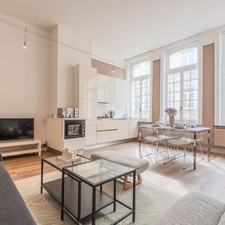 1 bedroom apartment in the city center, near metro - Appartement - 2