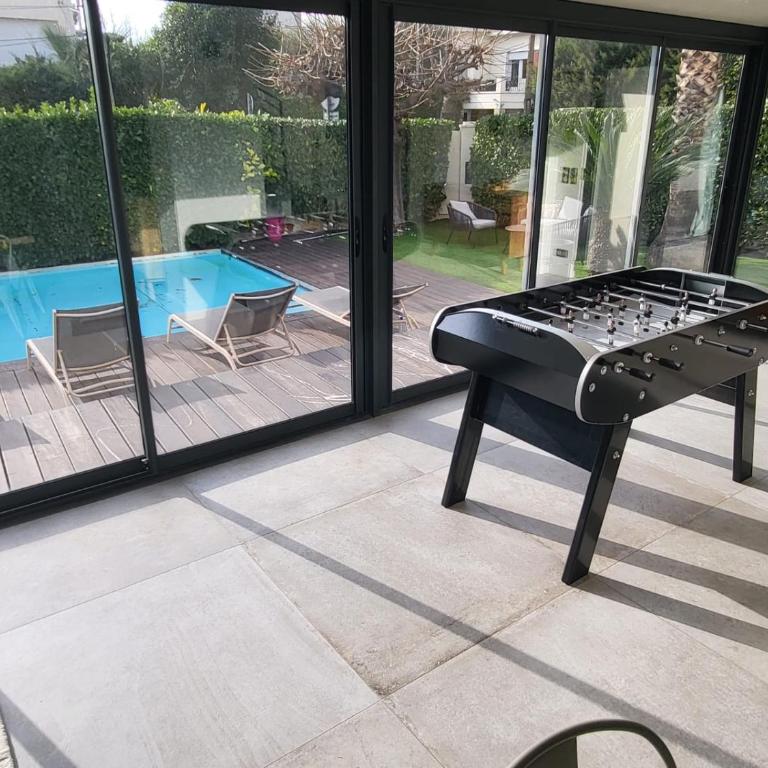 VILLA BEL AIR CANNES - 240m2 - Freshly completely renovated - Beach - Pool - No Party allowed - No bachelor-ette stay - 25 mn walk from beach and Palais des festivals - Villa - 53