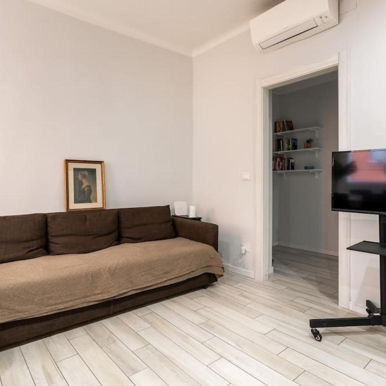 All'ombra delle Due Torri Family Apartment - Appartamento con 3 Camere da Letto - 31