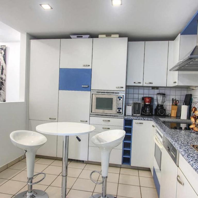 1080 - Golden Beach Jacuzzi - Apartment - 18