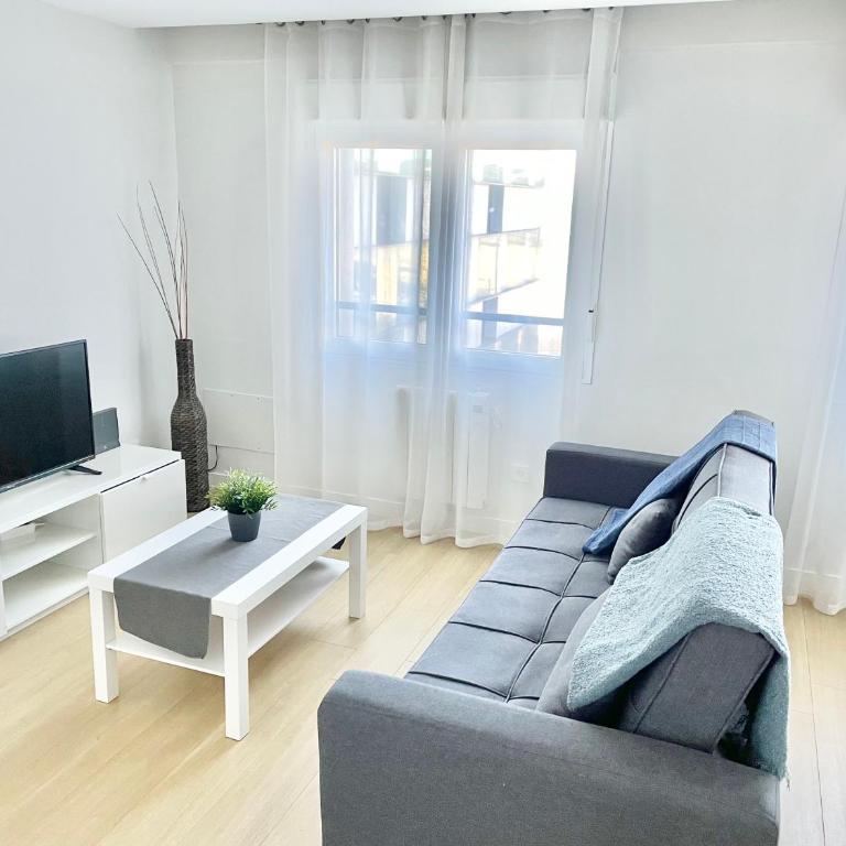 Apartamento San Lorenzo Playa. Vistas al mar. - Apartamento de 2 dormitorios - 3