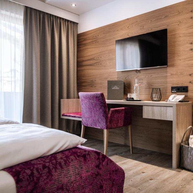Hotel Sonnegg - Superior Doppel- oder Zweibettzimmer mit Bergblick - 3