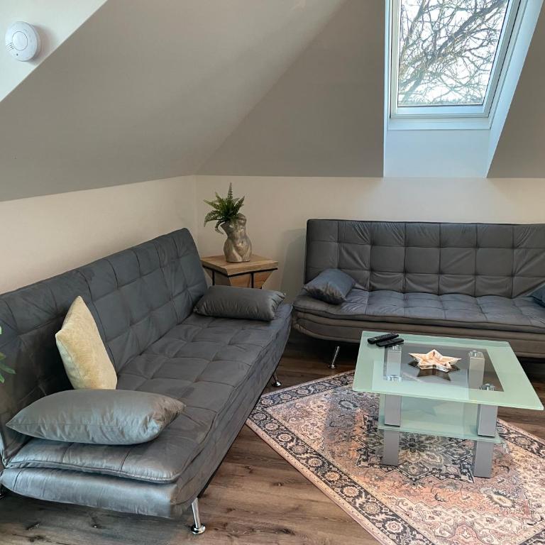 Sorinas Home - Comfortable Apartment near Graz - Free Parking - Apartment mit 2 Schlafzimmern mit Balkon und Terrasse - 32