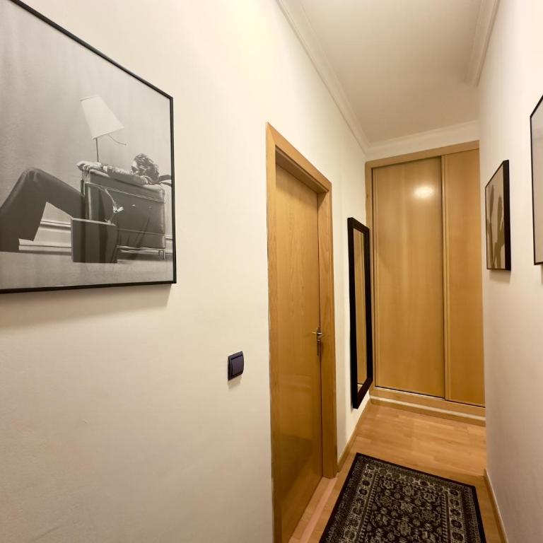 Urbe10 Plaza de Uncibay 3 Bedrooms apatment - Apartment with Balcony - 14