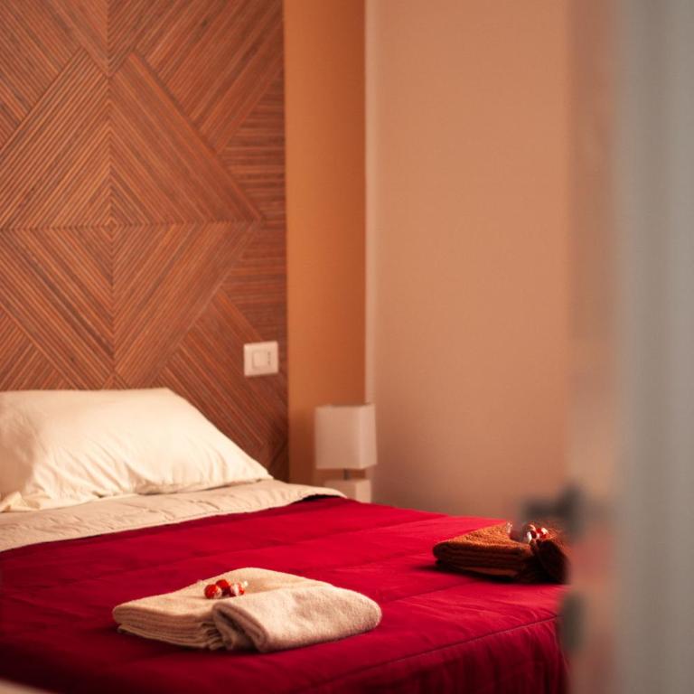 Ludo’s Rooms - Triple Room with Private Bathroom - 1