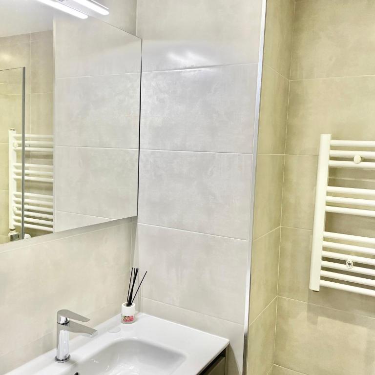 Apartamento San Lorenzo Playa. Vistas al mar. - Apartamento de 2 dormitorios - 41