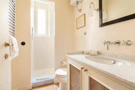 Trastevere Luxury Home - Apartment - 23