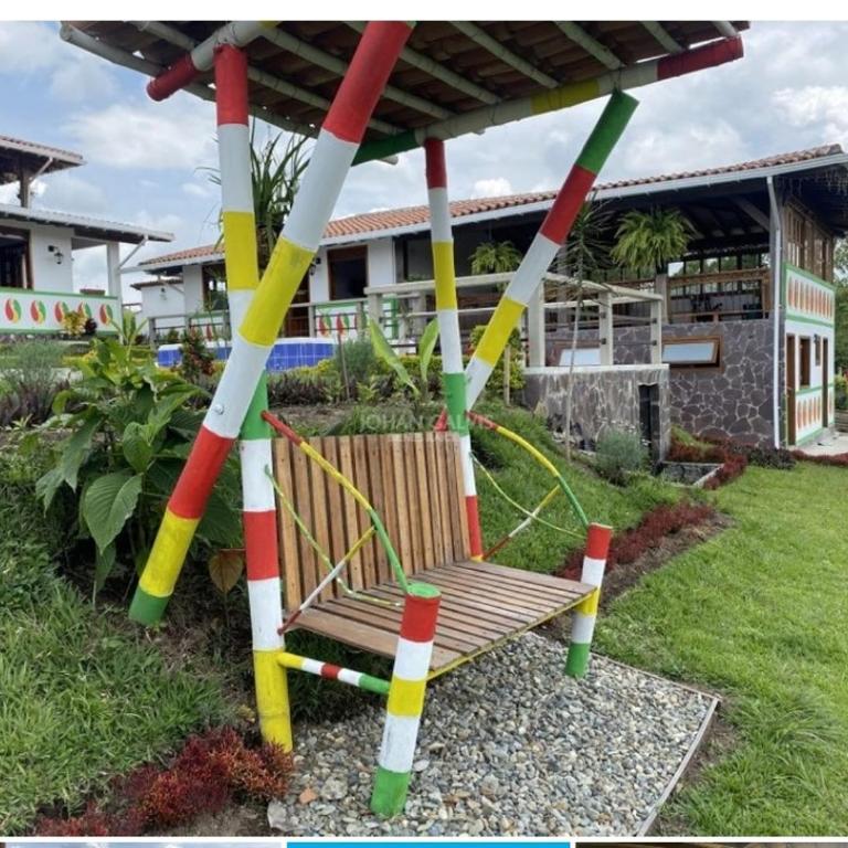 Alojamiento en Finca para 24 - Chalet - 5