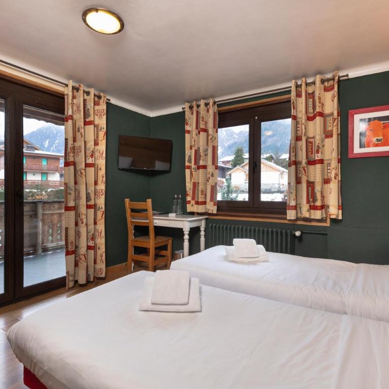 Le Saint Antoine - Chambre Quadruple avec Terrasse - Côté Mont Blanc - 1