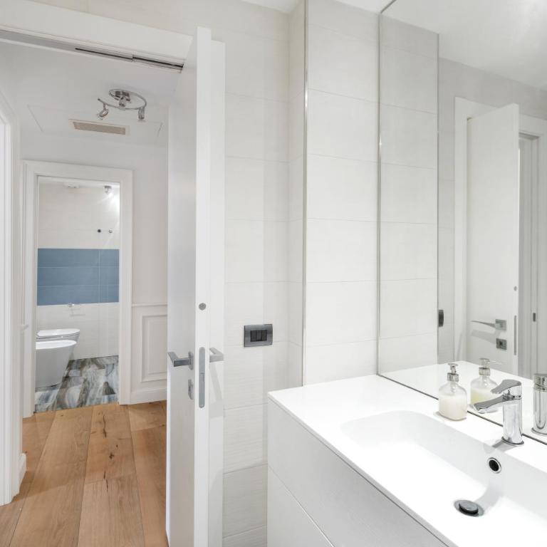 UrbanNest - Appartamento con 3 Camere da Letto - 6