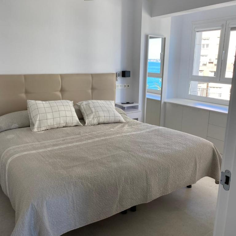 Playa Malagueta Vistas frontal al mar con 2 dormitorios - Apartamento de 1 dormitorio - 28