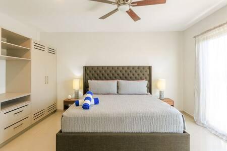 New Apt in Residential Area with Amenities & 24hr Security - Apartment - 4