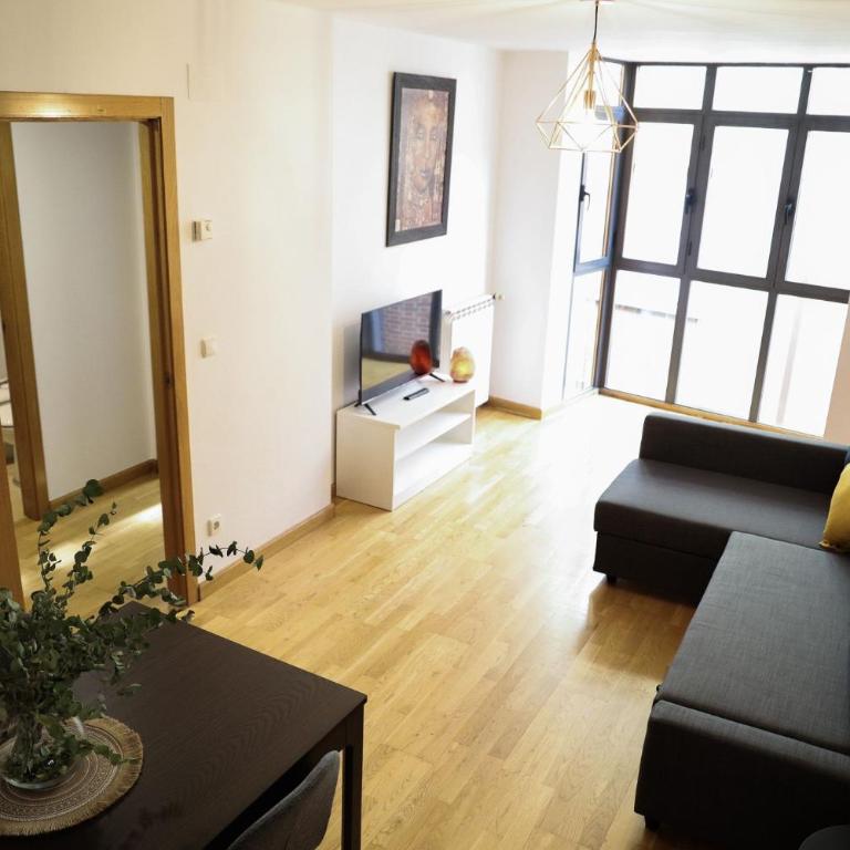 33 Pasos Catedral - 3 - Apartamento con balcón - 6