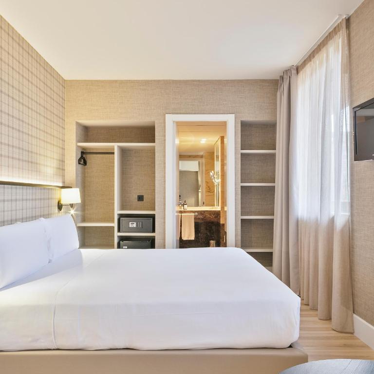Acta CITY47 - Deluxe King Room - 1