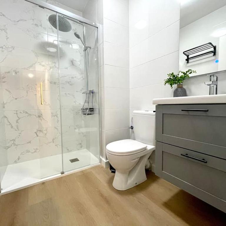 Elegancia junto al Rectorado. - Two-Bedroom Apartment - 6