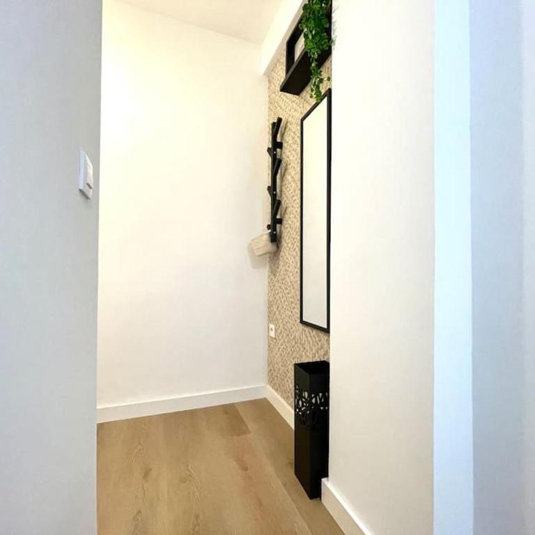 Elegancia junto al Rectorado. - Two-Bedroom Apartment - 8