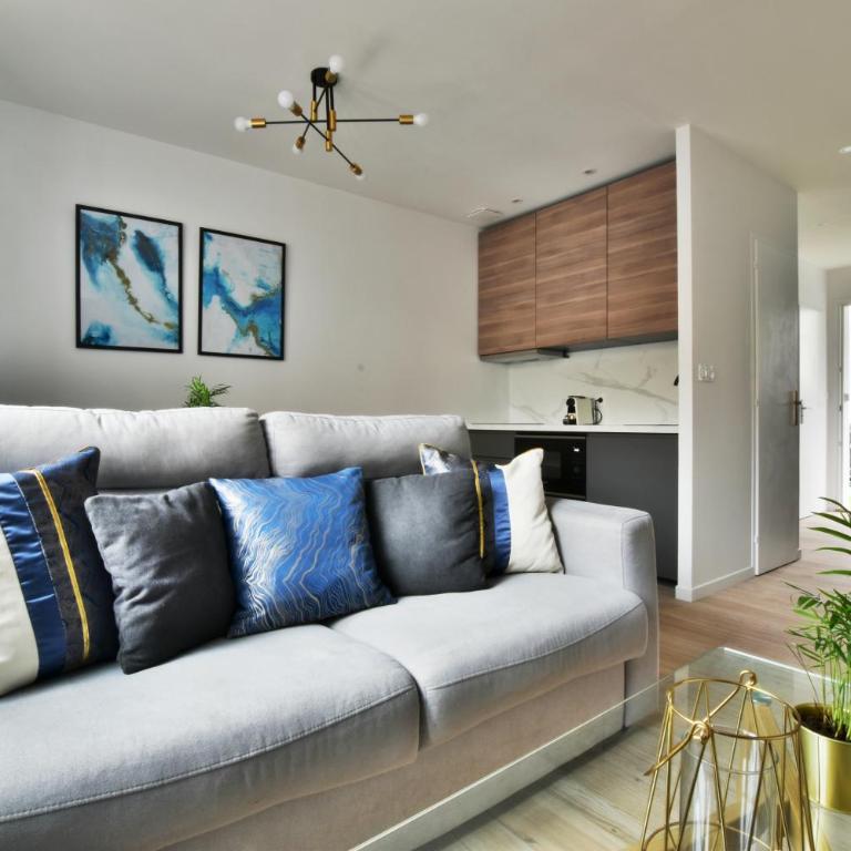 studio grand confort centre ville grande terrasse - Studio - 2