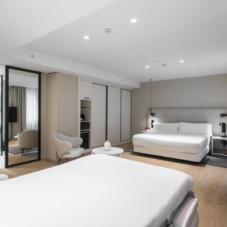 Royal Ramblas - Junior Suite - 6