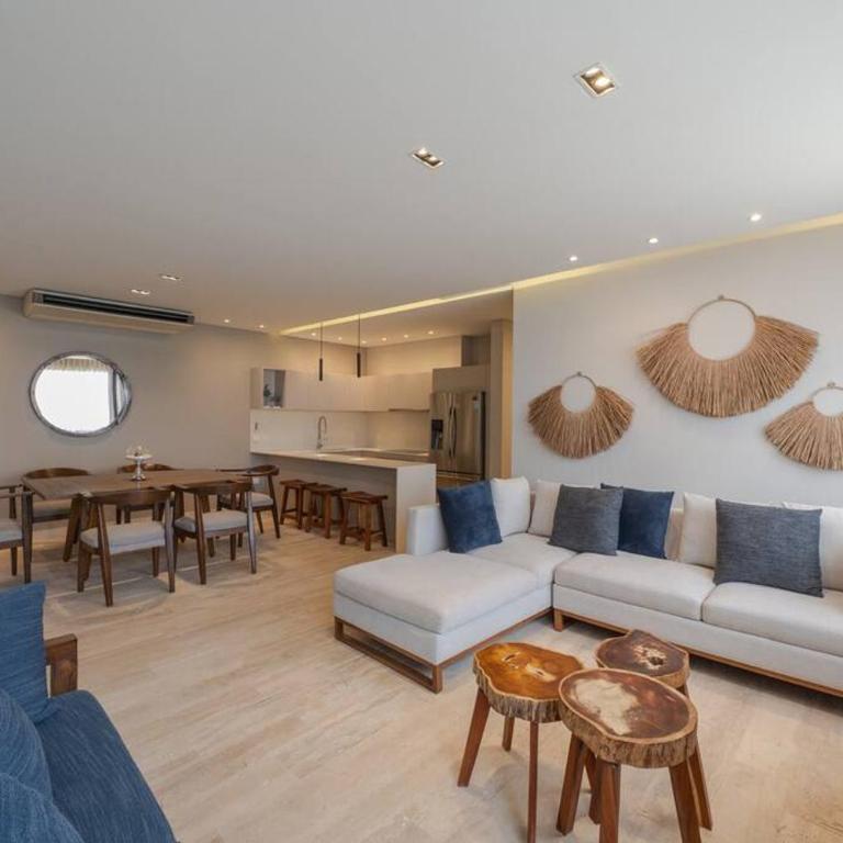 New 2 BD condo with private balcony - Apartamento de 2 dormitorios - 1