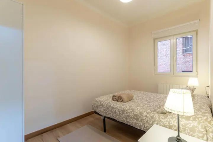 ACE Z12 Apartamento Céntrico Bilbao 3 Pax - Parking gratis - Three-Bedroom Apartment - 28
