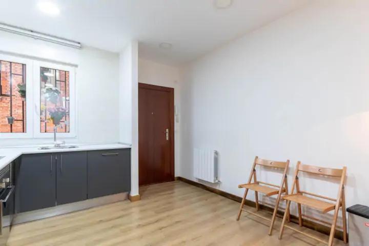 ACE Z12 Apartamento Céntrico Bilbao 3 Pax - Parking gratis - Three-Bedroom Apartment - 8