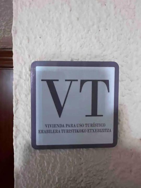 ACE Z12 Apartamento Céntrico Bilbao 3 Pax - Parking gratis - Three-Bedroom Apartment - 13