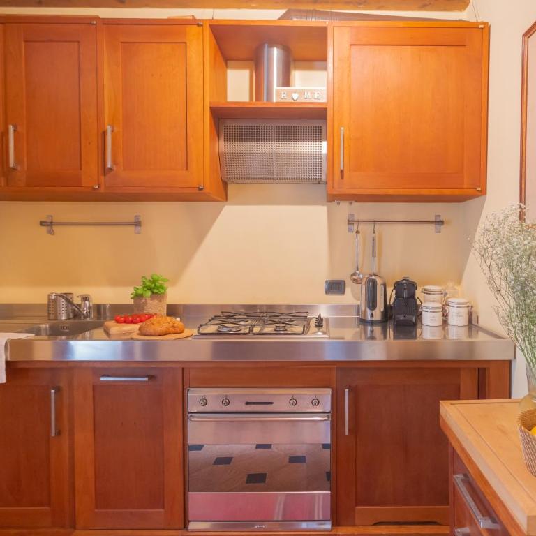 Casa Giovio Elegant Historic Residence in the heart of Como - One-Bedroom Apartment - 10