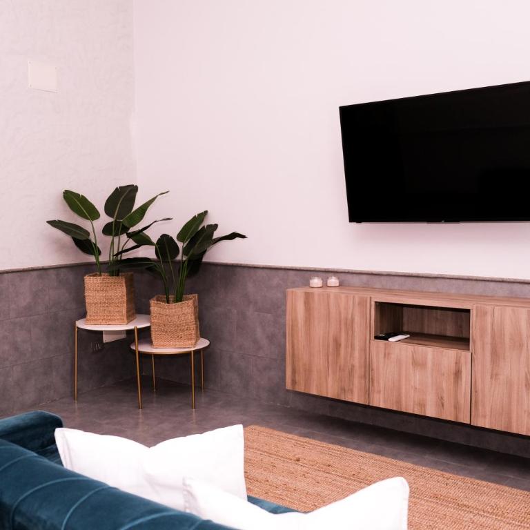 A un passo dal Castello Maschio ANGIOINO Appartment - Appartamento Superior - 17