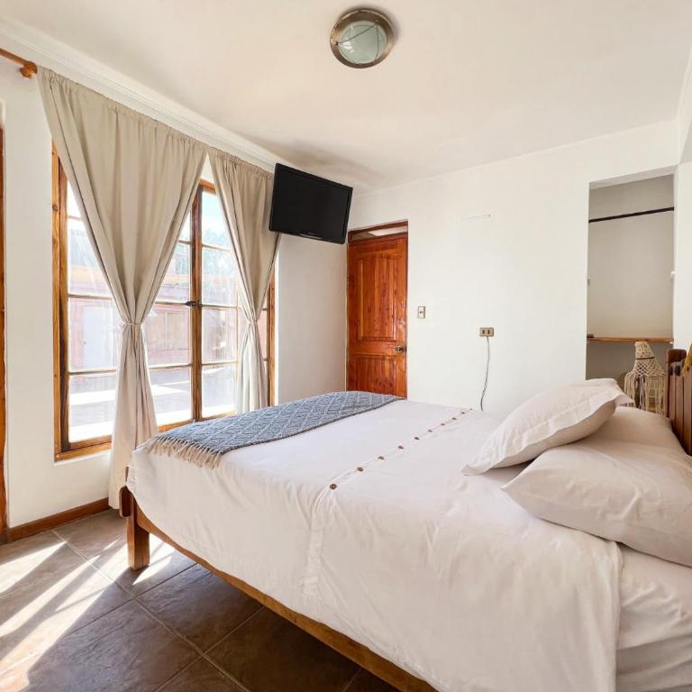 Hostal Villa Italo - Deluxe Queen Room - 3