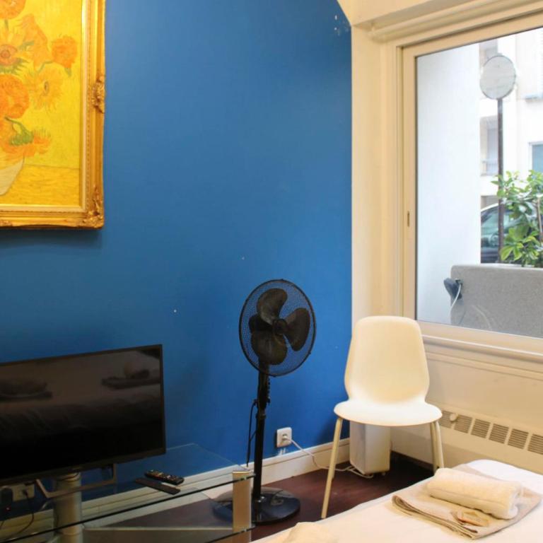 Colored Appt To Beaugrenelle - Appartement - 2