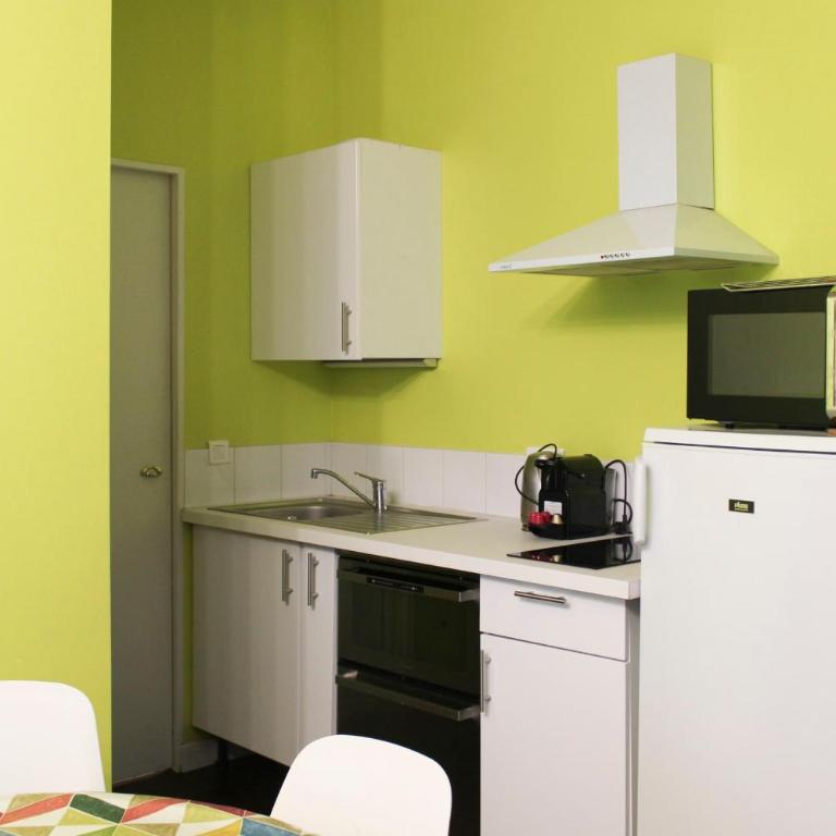 Colored Appt To Beaugrenelle - Appartement - 4