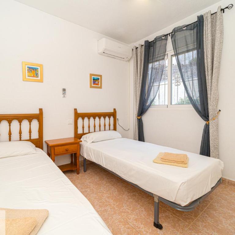 Villa Los Olivos El Poblet Private Pool - Three-Bedroom House - 23