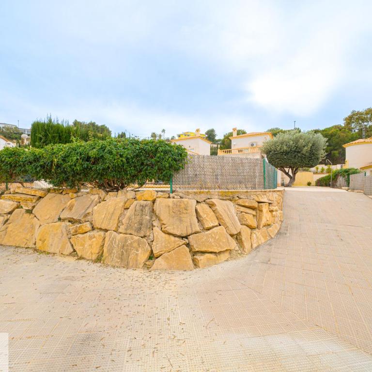 Villa Los Olivos El Poblet Private Pool - Three-Bedroom House - 37
