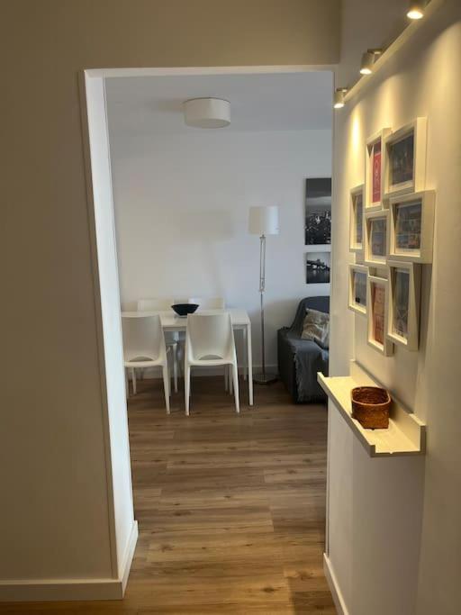 Beach Apartment Alicante - Two-Bedroom Apartment - 32