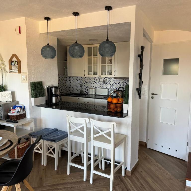 Beautiful home 50m private beach Campello Alicante long-term rental only - Casa de 2 dormitorios - 18