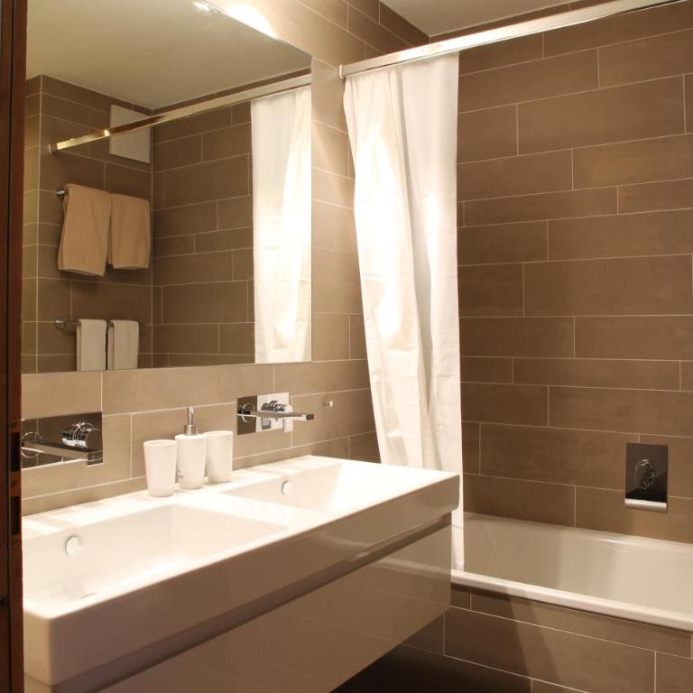 Schöne Ferienwohnung im Zentrum von St. Moritz - Apartment mit 2 Schlafzimmern - 9