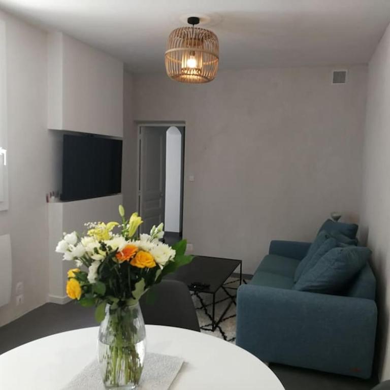 Villa au Calme avec Extérieur et parking gratuit aux portes d'Aix et Marseille Emplacement idéal - Villa 2 Chambres - 6