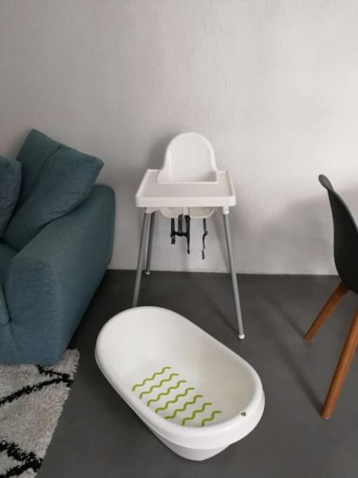 Villa au Calme avec Extérieur et parking gratuit aux portes d'Aix et Marseille Emplacement idéal - Villa 2 Chambres - 11