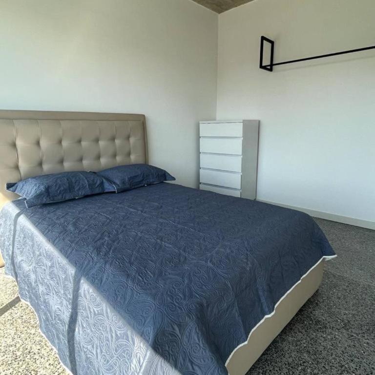 Brand new apt San Bernardino Caracas - Two-Bedroom Apartment - 24