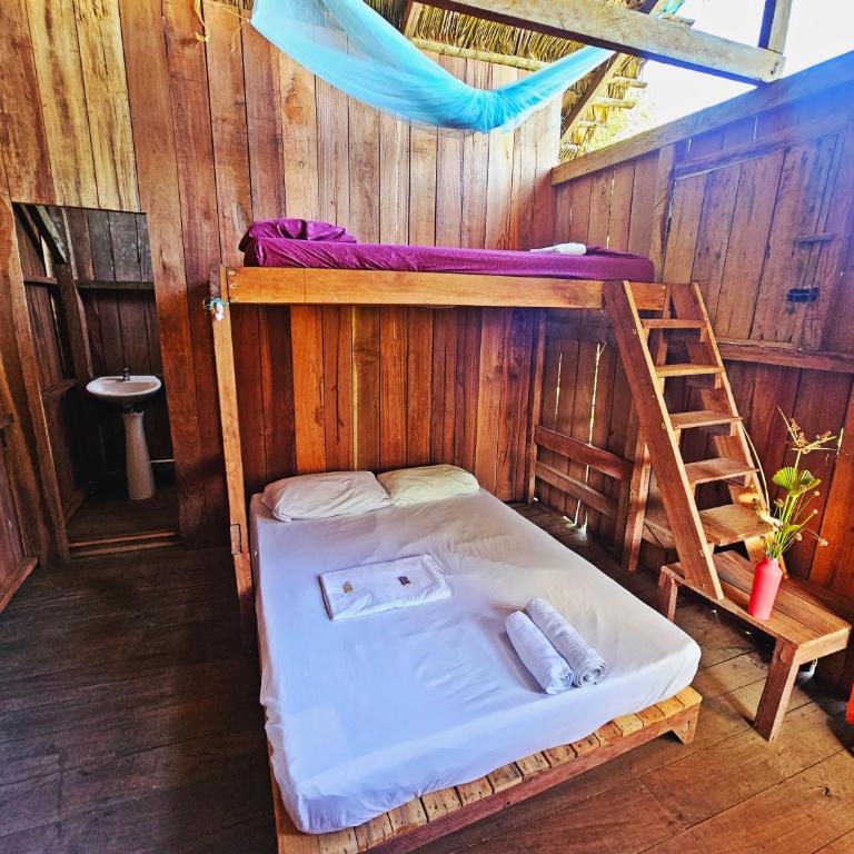 Hakuna Matata Ecolodge - Habitación Triple Confort con ducha - 2