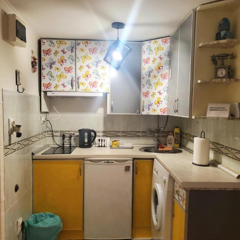 Glorry M - Apartman sa 1 Spavaćom Sobom - 11